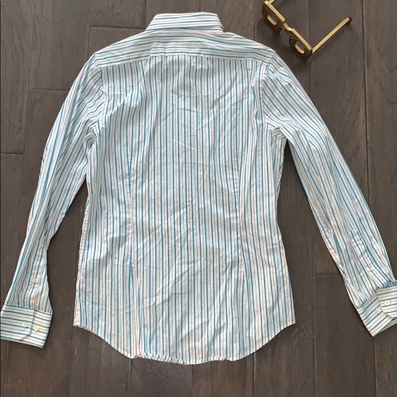 Express button down - Picture 2 of 2